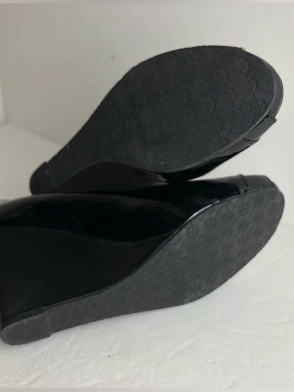Lilly Pulitzer Black Patent Peep Toe Wedges